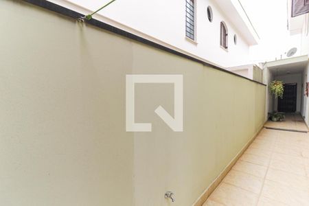 Casa à venda com 189m², 3 quartos e 2 vagasQuintal