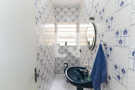 Casa à venda com 189m², 3 quartos e 2 vagasLavabo