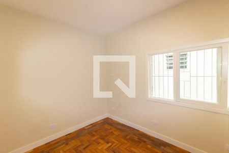Casa à venda com 250m², 4 quartos e 2 vagas Casa à venda com 250m², 4 quartos e 2 vagasEdícula Quarto 2