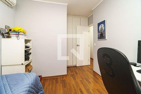 Casa de condomínio à venda com 305m², 4 quartos e 3 vagas