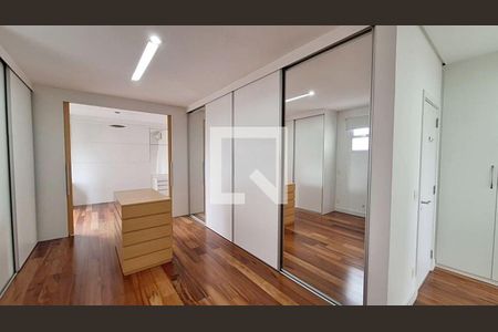 Apartamento à venda com 281m², 3 quartos e 4 vagas