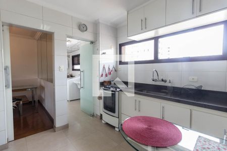 Apartamento à venda com 156m², 3 quartos e 3 vagasCozinha