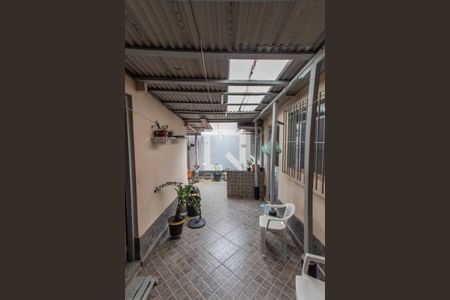 Casa para alugar com 180m², 2 quartos e 3 vagas Casa para alugar com 180m², 2 quartos e 3 vagasÁrea de Serviço
