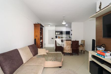 Sala de apartamento para alugar com 3 quartos, 70m² em Vila Suzana, São Paulo