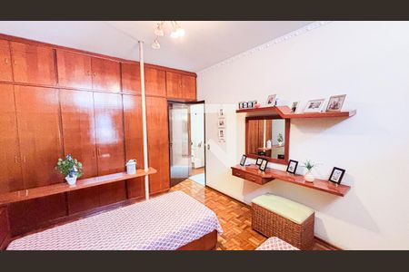 Casa à venda com 171m², 2 quartos e 2 vagas Casa à venda com 171m², 2 quartos e 2 vagasQuarto 2