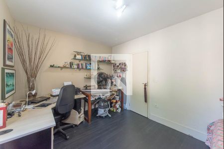 Casa à venda com 190m², 4 quartos e 6 vagas Casa à venda com 190m², 4 quartos e 6 vagasQuarto 1