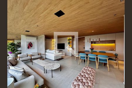 Apartamento à venda com 145m², 3 quartos e 2 vagas Apartamento à venda com 145m², 3 quartos e 2 vagasVaranda