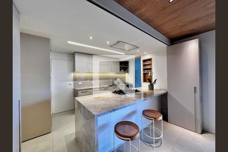 Apartamento à venda com 145m², 3 quartos e 2 vagas Apartamento à venda com 145m², 3 quartos e 2 vagasCozinha