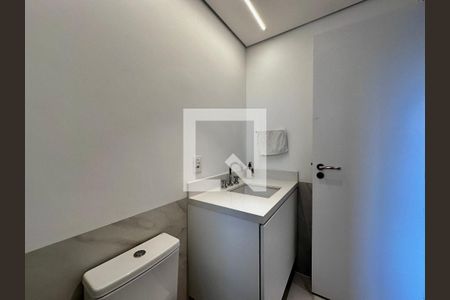 Apartamento à venda com 145m², 3 quartos e 2 vagas Apartamento à venda com 145m², 3 quartos e 2 vagasBanheiro Suíte 1