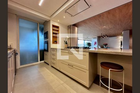 Apartamento à venda com 145m², 3 quartos e 2 vagas Apartamento à venda com 145m², 3 quartos e 2 vagasCozinha