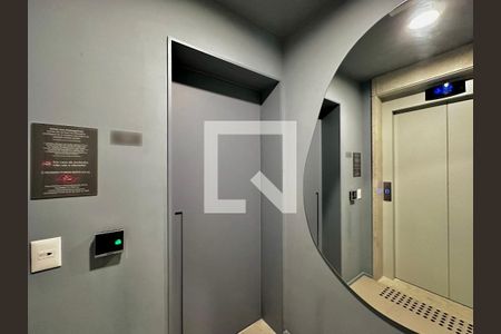 Apartamento à venda com 145m², 3 quartos e 2 vagas Apartamento à venda com 145m², 3 quartos e 2 vagasHall Social Apartamento