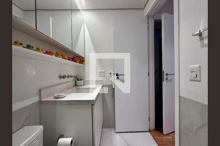 Apartamento à venda com 145m², 3 quartos e 2 vagas Apartamento à venda com 145m², 3 quartos e 2 vagasBanheiro Suíte 3