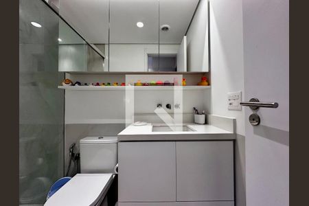 Apartamento à venda com 145m², 3 quartos e 2 vagas Apartamento à venda com 145m², 3 quartos e 2 vagasBanheiro Suíte 3