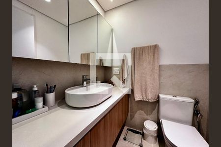 Apartamento à venda com 145m², 3 quartos e 2 vagas Apartamento à venda com 145m², 3 quartos e 2 vagasBanheiro Suíte 2