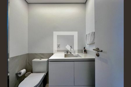 Apartamento à venda com 145m², 3 quartos e 2 vagas Apartamento à venda com 145m², 3 quartos e 2 vagasBanheiro Suíte 1