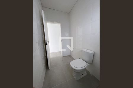 Casa à venda com 101m², 2 quartos e 2 vagas Casa à venda com 101m², 2 quartos e 2 vagasBanheiro