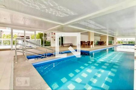 Studio para alugar com 35m², 0 quarto e 1 vaga Studio para alugar com 35m², 0 quarto e 1 vagaPiscina Coberta