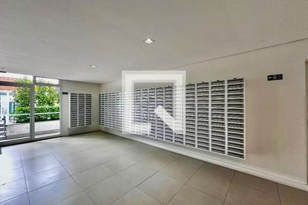 Studio para alugar com 35m², 0 quarto e 1 vaga Studio para alugar com 35m², 0 quarto e 1 vagaCorrespondência