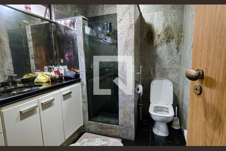 Apartamento à venda com 225m², 4 quartos e 3 vagasquarto 2 - suite