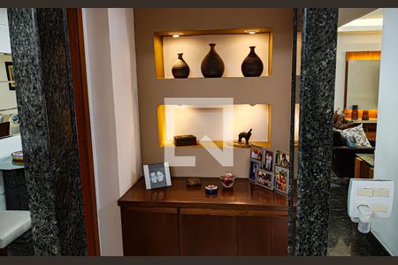 Apartamento à venda com 225m², 4 quartos e 3 vagasacesso corredor