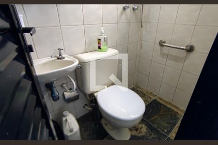 Apartamento à venda com 225m², 4 quartos e 3 vagasbanheiro de serviço