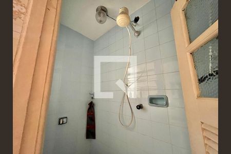Casa de condomínio à venda com 250m², 3 quartos e 1 vaga Casa de condomínio à venda com 250m², 3 quartos e 1 vagaÁrea de serviço - Banheiro