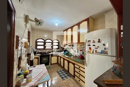 Casa de condomínio à venda com 250m², 3 quartos e 1 vaga Casa de condomínio à venda com 250m², 3 quartos e 1 vagaCozinha