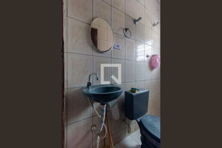 Casa à venda com 220m², 5 quartos e 2 vagas Casa à venda com 220m², 5 quartos e 2 vagasBanheiro Suíte 1