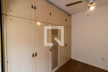 Casa de condomínio à venda com 161m², 3 quartos e 2 vagas Casa de condomínio à venda com 161m², 3 quartos e 2 vagasQuarto 2