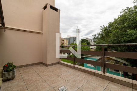 Casa de condomínio à venda com 161m², 3 quartos e 2 vagas Casa de condomínio à venda com 161m², 3 quartos e 2 vagasSacada