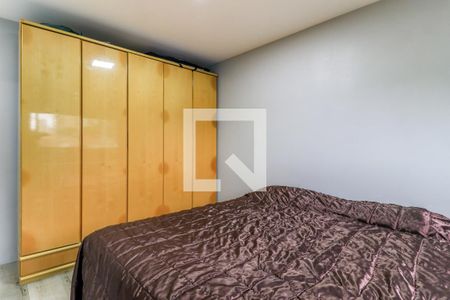 Apartamento à venda com 83m², 3 quartos e 2 vagas Apartamento à venda com 83m², 3 quartos e 2 vagasSuíte