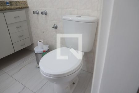 Apartamento à venda com 134m², 3 quartos e 2 vagasBanheiro da Suíte