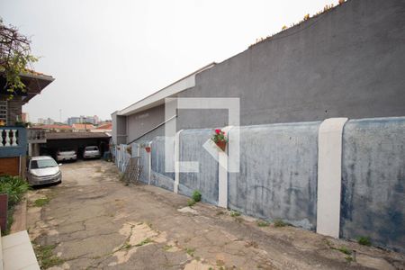 Casa à venda com 385m², 3 quartos e 8 vagas Casa à venda com 385m², 3 quartos e 8 vagasGaragem