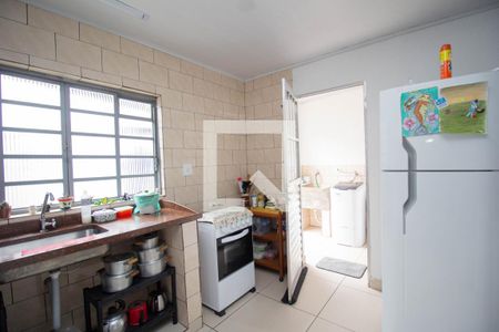 Casa à venda com 385m², 3 quartos e 8 vagas Casa à venda com 385m², 3 quartos e 8 vagasEdícula - Cozinha