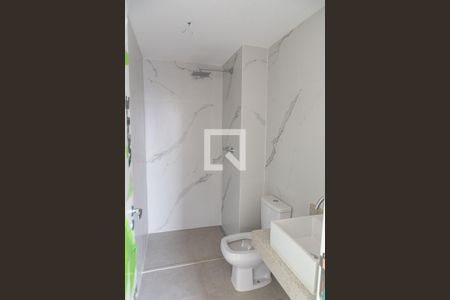 Apartamento à venda com 128m², 3 quartos e 2 vagasBanheiro da suíte 2