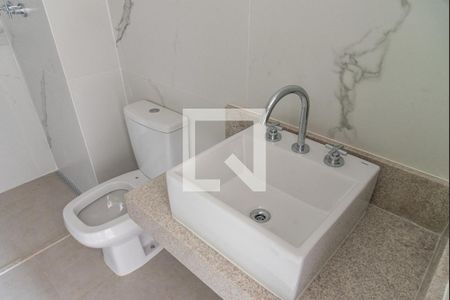 Apartamento à venda com 128m², 3 quartos e 2 vagasBanheiro da suíte 2