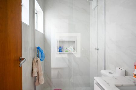 Casa à venda com 136m², 3 quartos e 2 vagas Casa à venda com 136m², 3 quartos e 2 vagasBanheiro