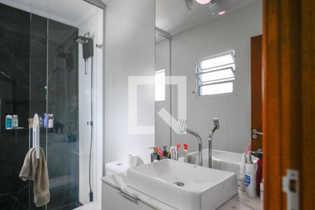 Casa à venda com 136m², 3 quartos e 2 vagas Casa à venda com 136m², 3 quartos e 2 vagasBanheiro do Quarto 1