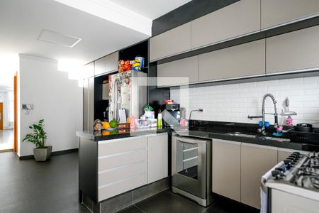 Casa à venda com 136m², 3 quartos e 2 vagas Casa à venda com 136m², 3 quartos e 2 vagasCozinha