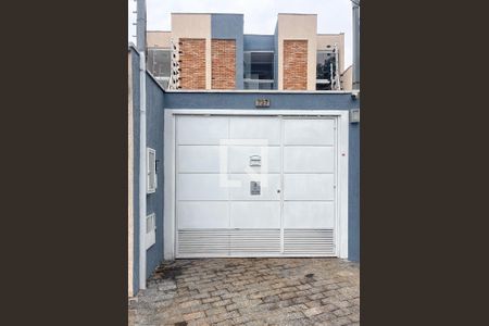 Casa à venda com 136m², 3 quartos e 2 vagas Casa à venda com 136m², 3 quartos e 2 vagasGaragem