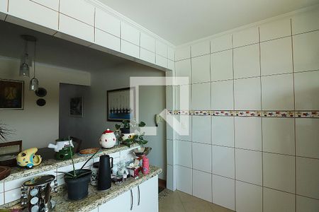 Casa à venda com 246m², 3 quartos e 3 vagasCozinha