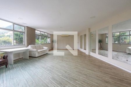 Apartamento à venda com 80m², 2 quartos e 1 vaga Apartamento à venda com 80m², 2 quartos e 1 vagaÁrea comum - Salão de festas