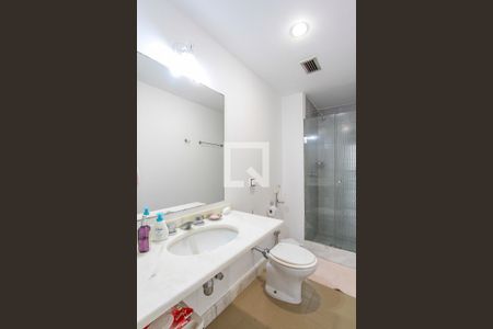Apartamento à venda com 80m², 2 quartos e 1 vaga Apartamento à venda com 80m², 2 quartos e 1 vagaBanheiro