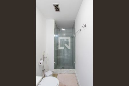 Apartamento à venda com 80m², 2 quartos e 1 vaga Apartamento à venda com 80m², 2 quartos e 1 vagaBanheiro