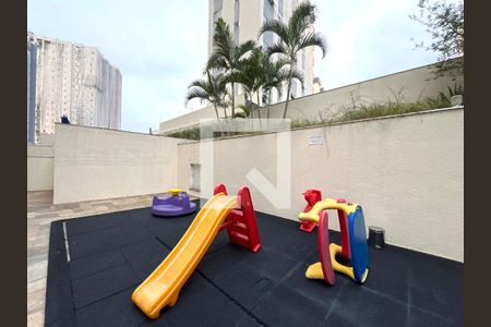 Apartamento à venda com 63m², 2 quartos e 1 vaga Apartamento à venda com 63m², 2 quartos e 1 vagaÁrea comum - Playground