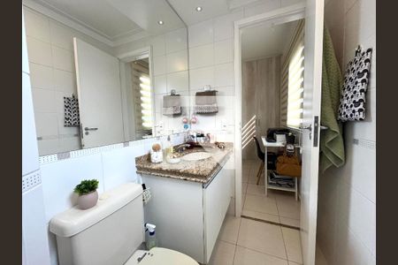 Apartamento à venda com 63m², 2 quartos e 1 vaga Apartamento à venda com 63m², 2 quartos e 1 vagaBanheiro da Suíte