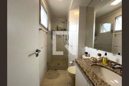 Apartamento à venda com 63m², 2 quartos e 1 vaga Apartamento à venda com 63m², 2 quartos e 1 vagaBanheiro da Suíte