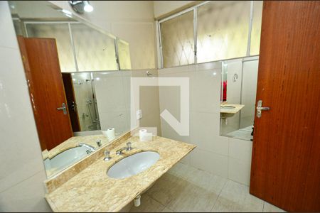 Apartamento para alugar com 89m², 2 quartos e 1 vaga Apartamento para alugar com 89m², 2 quartos e 1 vagaBanheiro suite1