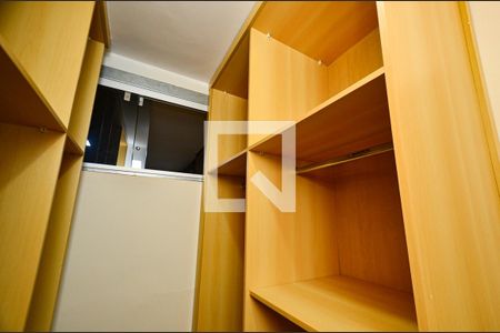 Apartamento para alugar com 89m², 2 quartos e 1 vaga Apartamento para alugar com 89m², 2 quartos e 1 vagaQuarto2/ closet