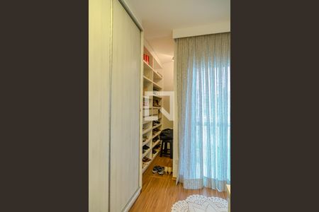 Casa à venda com 160m², 3 quartos e 4 vagas Casa à venda com 160m², 3 quartos e 4 vagasCloset da Suíte 2